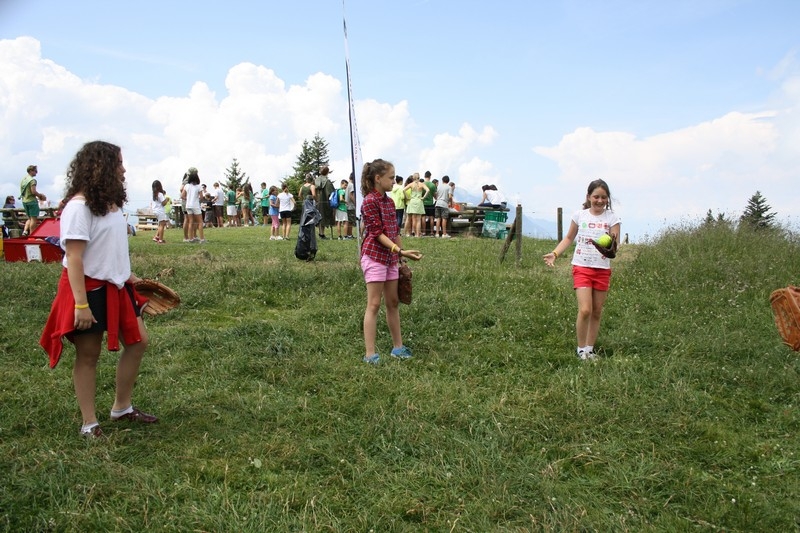 Village Camps International Summer Camp Leysin, Switzerland 2026-08-15 https://www.villagecamps.com/journals_admin/images/694-42-festival friday (79).jpg